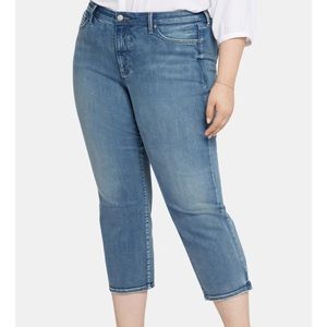 NYDJ Relaxed Piper Crop Jeans In Plus Size